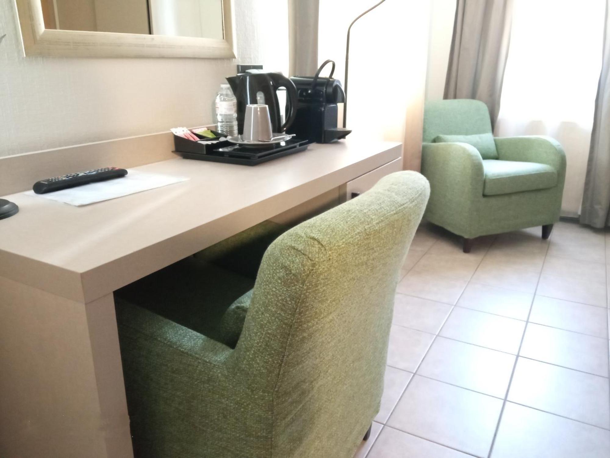 Appart-Hotel Gwendy Bour 외부 사진