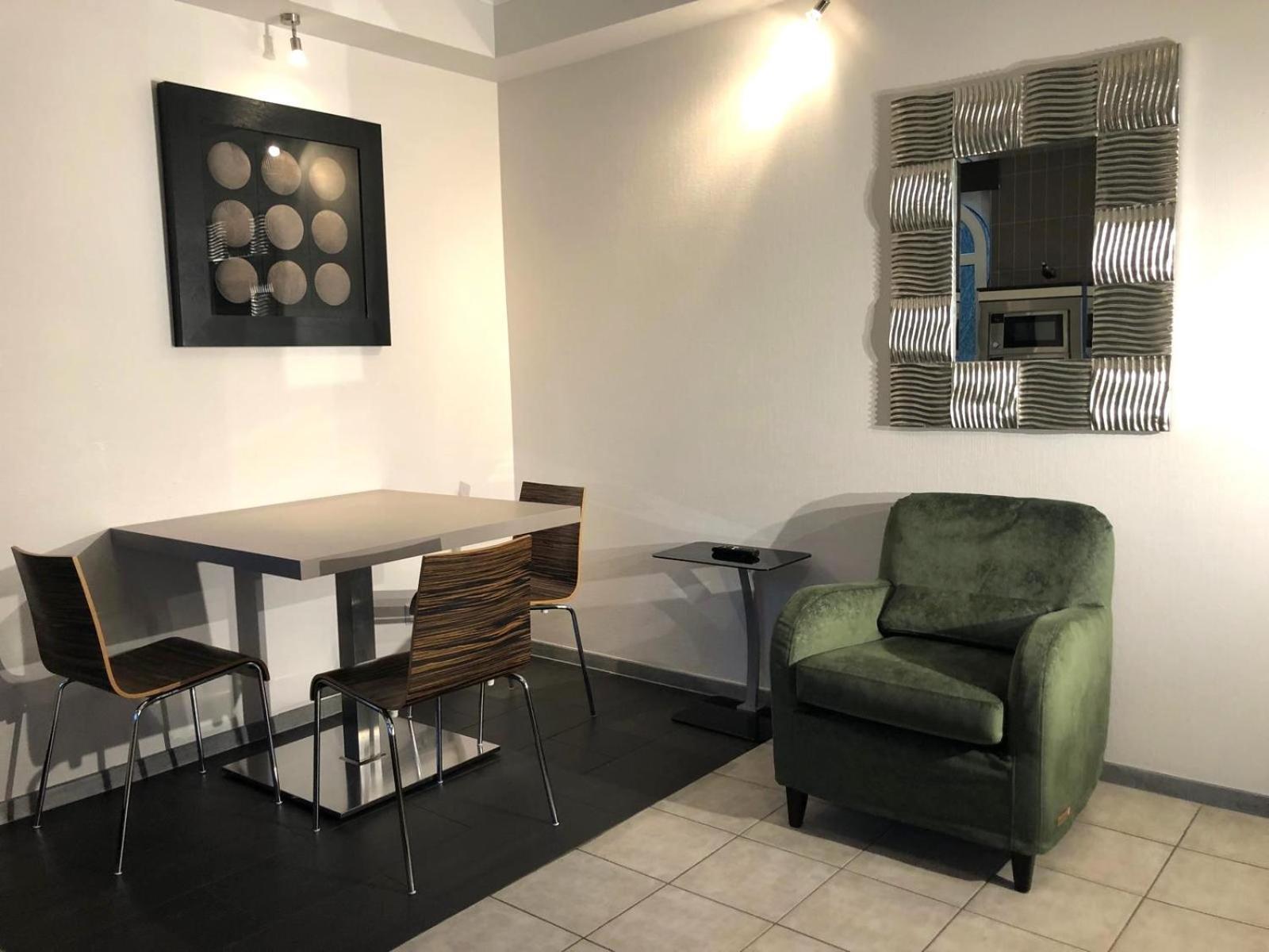 Appart-Hotel Gwendy Bour 외부 사진