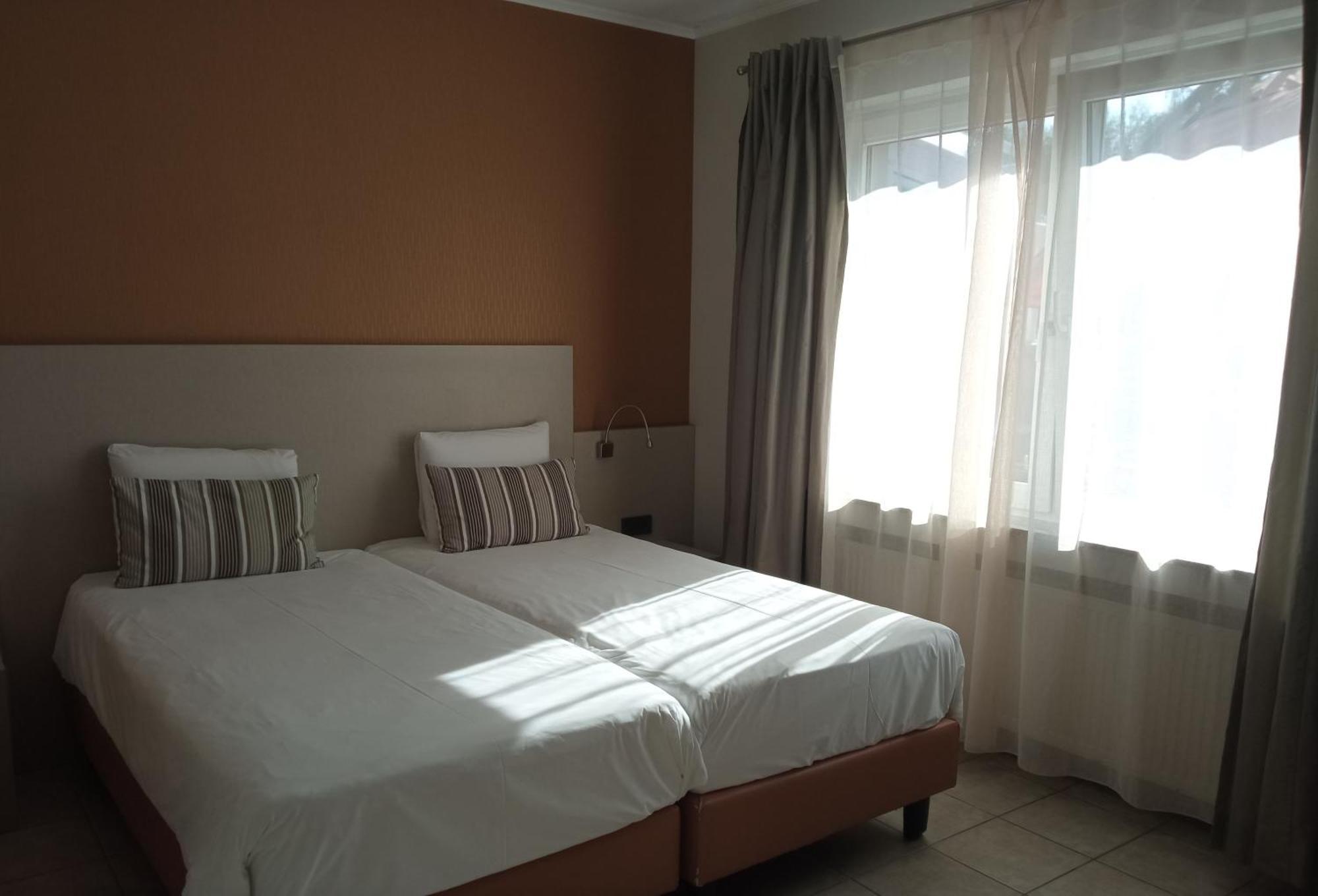 Appart-Hotel Gwendy Bour 외부 사진